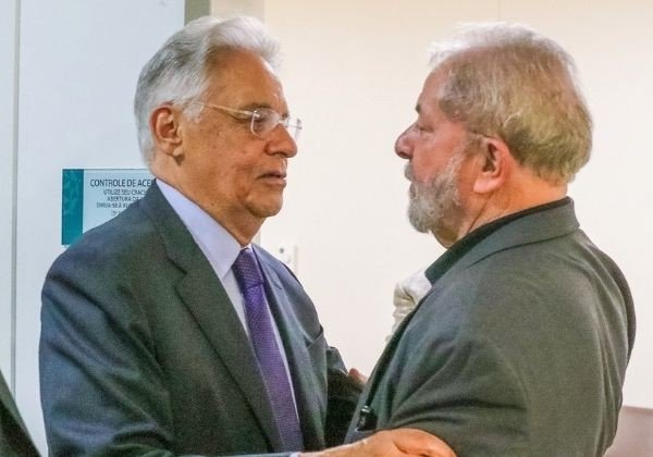 FHC pode anunciar apoio a Lula ainda no primeiro turno, diz coluna
