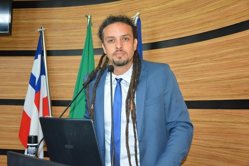 Vereador do PT critica reprovação de projeto que pedia fim de homenagens a escravocratas em Conquista