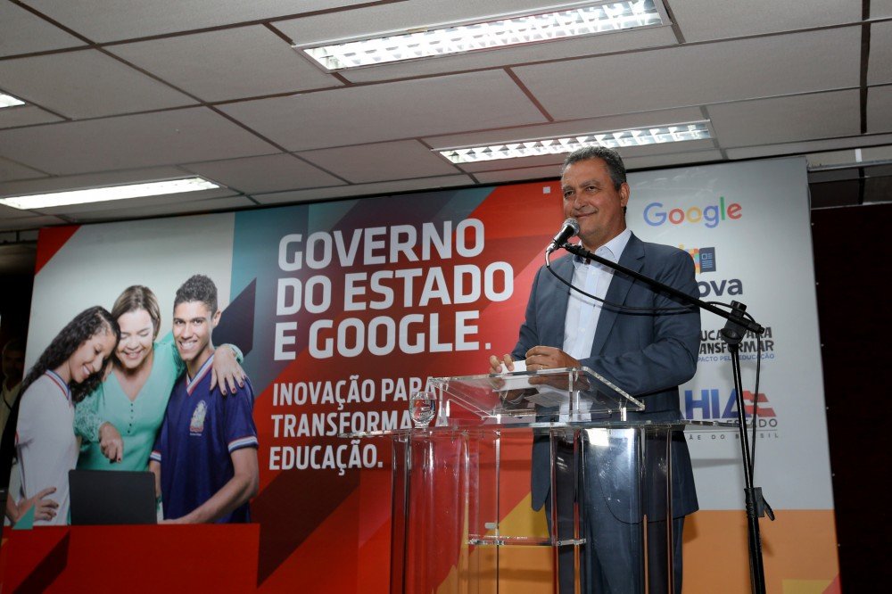 Em parceria com o Google, Rui lança projeto que levará internet de alta qualidade para colégios estaduais