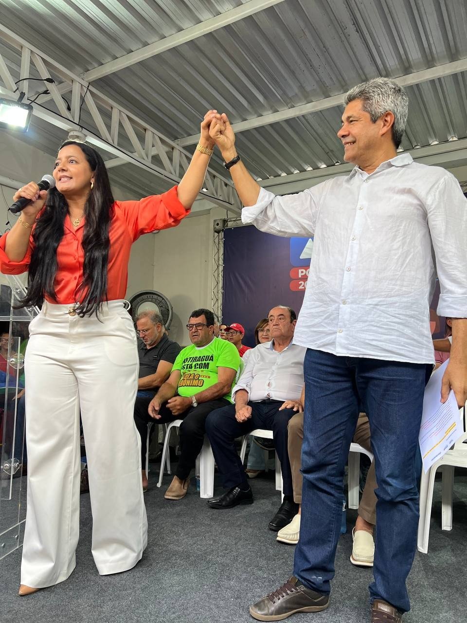 Dez dos 13 prefeitos do Médio Sudoeste declaram apoio a Jerônimo Rodrigues