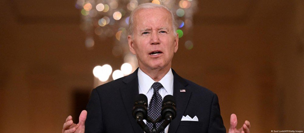 Biden faz apelo ao Congresso por controle de armas nos EUA