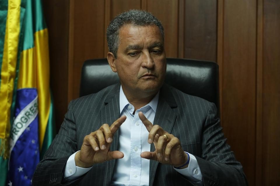 Rui critica ex-prefeito: 