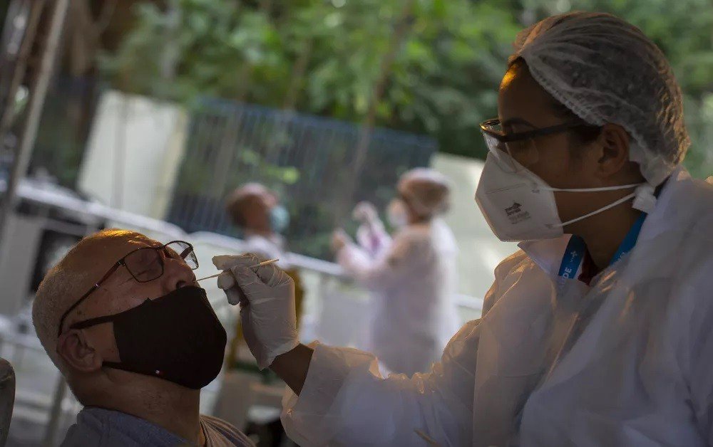 Nova onda de Covid: altas de casos e internações atingem pelo menos 6 estados e DF