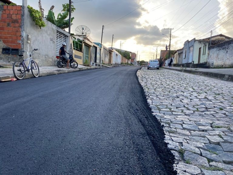 Prefeitura de Alagoinhas realiza requalificação asfáltica de ponta a ponta da cidade
