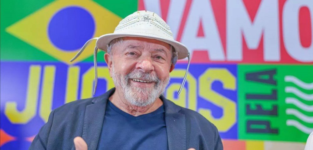 Pesquisa do banco BTG, em parceria com a FSB, confirma vitória de Lula contra Bolsonaro no segundo turno por 52% a 37%