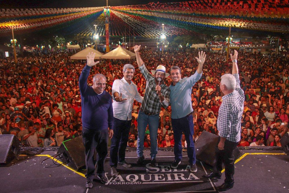 Jerônimo completa 13 cidades visitadas no São João e destaca clima de paz no interior