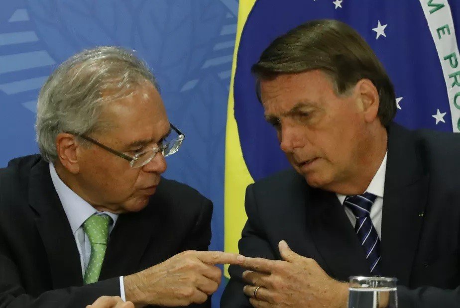 ‘Bondades’ de Bolsonaro ajudam a piorar percepção de risco do país e afastam investidores