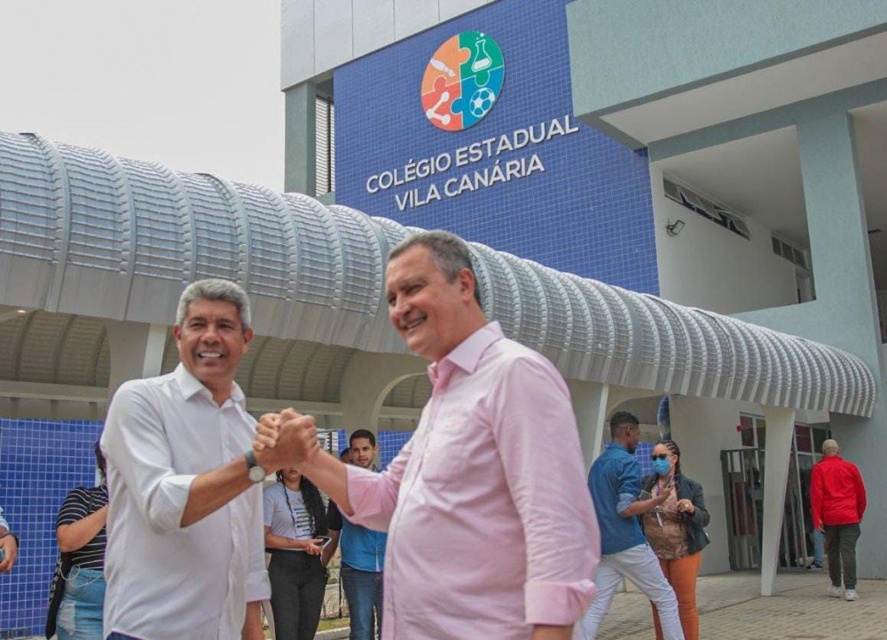 “Vou ter a maior honra de dar continuidade a esse trabalho em todo o estado”, afirma Jerônimo após inauguração de nova escola em Salvador