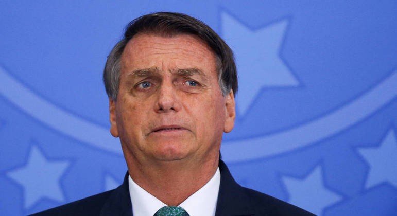 PEC Kamikaze: Bolsonaro engole o ódio contra os pobres em troca da reeleição