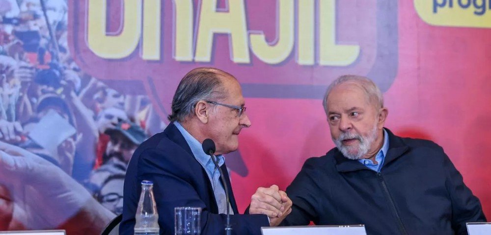Lula diz a empresários que decisões importantes serão compartilhadas com Alckmin
