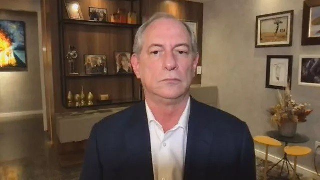 Com rejeição crescente, Ciro Gomes diz que o povo brasileiro pode tirá-lo da disputa presidencial