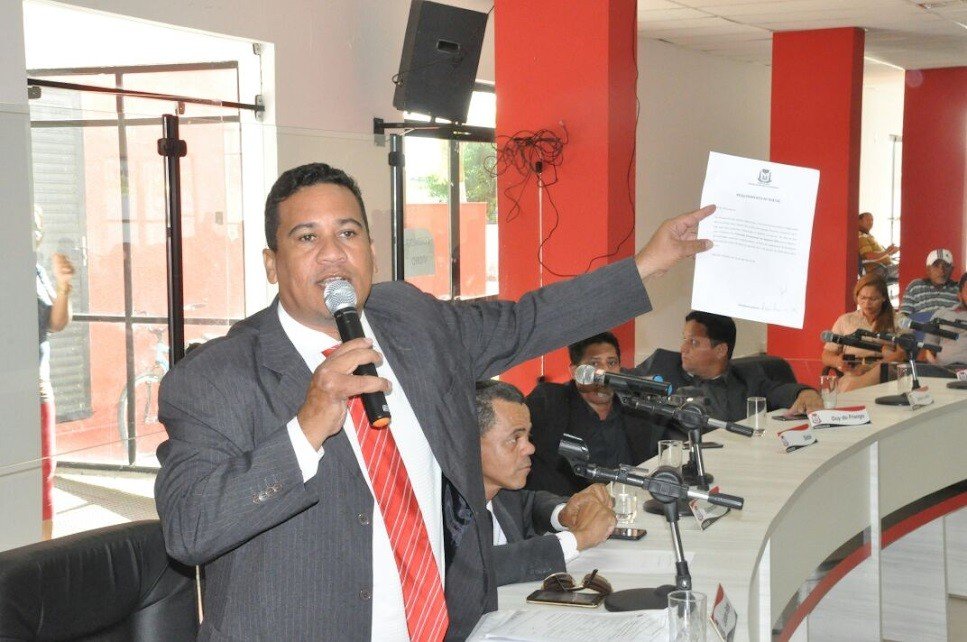 Mais uma denúncia contra o Governo Municipal