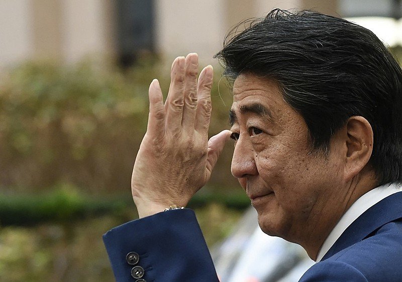 Shinzo Abe, ex-premiê do Japão, morre após ser baleado durante discurso