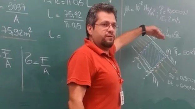 Aposta em ensino a distância gera demissão em massa de professores universitários