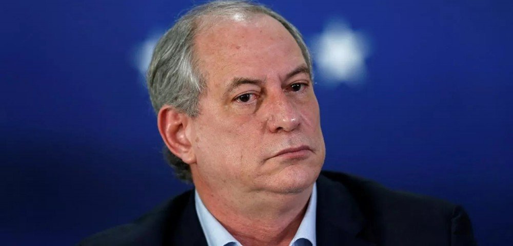 Isolado e sem nenhuma aliança, Ciro oficializa hoje sua candidatura presidencial