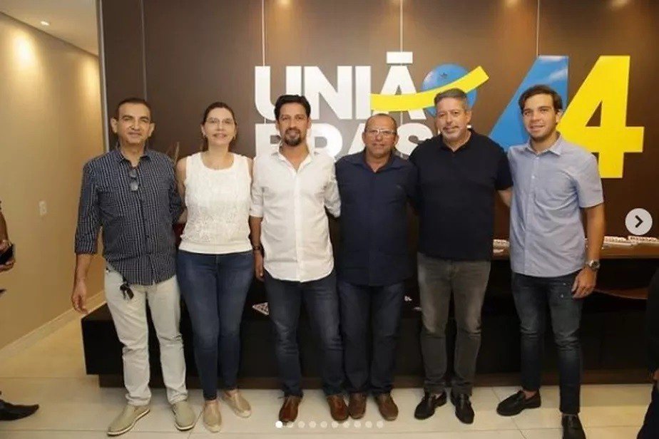 Após 72 horas dos ataques de Bolsonaro ao TSE, Lira permanece em silêncio