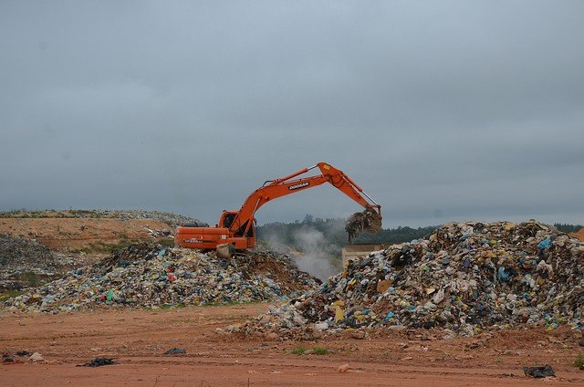 SEMAS promove ação de acolhimento e faz levantamento socioeconômico de recicladores no Aterro Sanitário de Alagoinhas