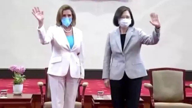 Taiwan: visita de Nancy Pelosi à ilha é 'brincar com fogo', diz China aos EUA