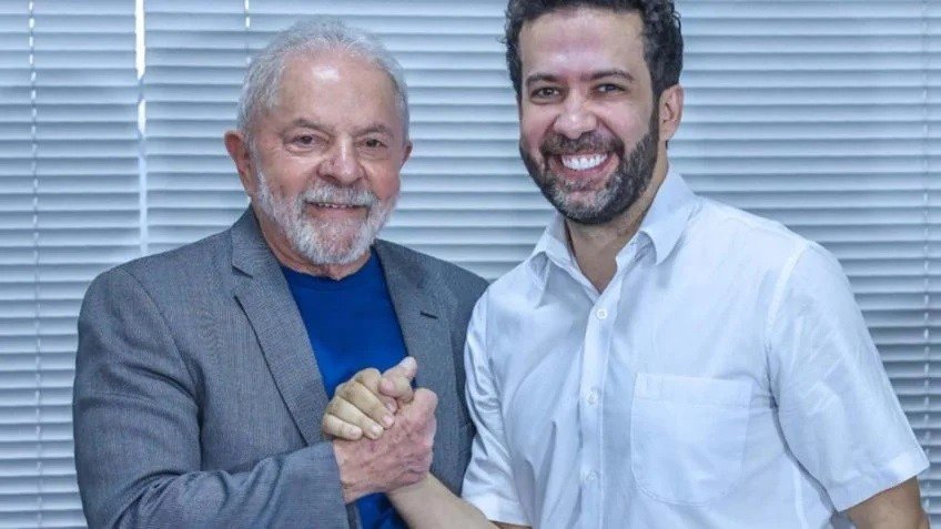 Mais uma adesão à candidatura de Lula: Janone desiste de concorrer e junta-se ao ex-presidente
