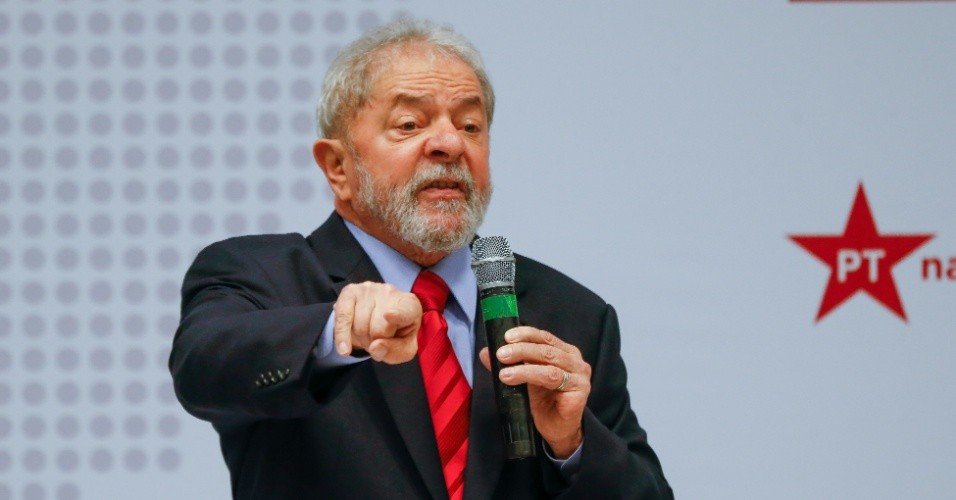 Senadores visitarão Lula