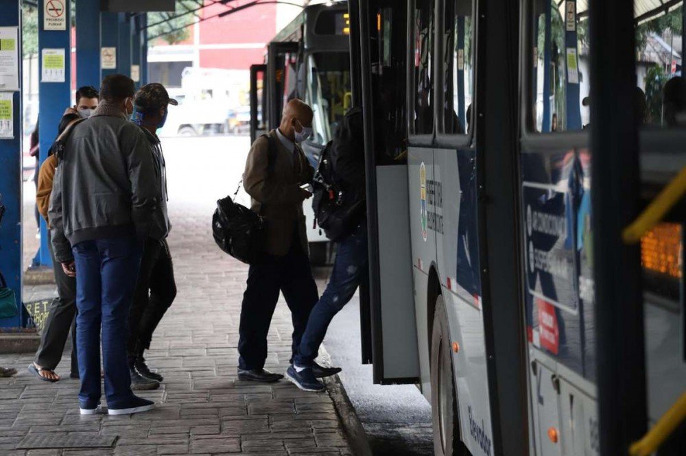 Ônibus urbano perdeu 10,8 milhões de passageiros em 2021