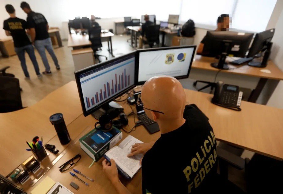 Fake news, deep fakes e infiltração de milícias e facções: como a PF se prepara para combater crimes eleitorais