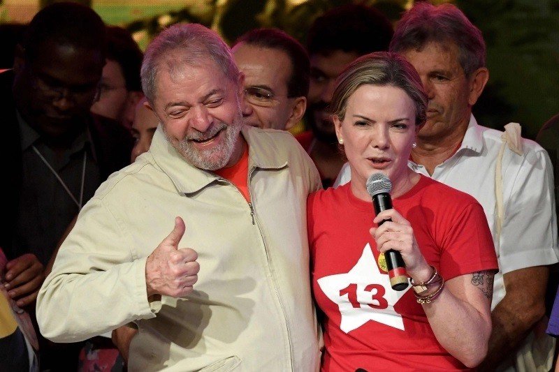Pesquisa confirma que Lula é a esperança do povo brasileiro, diz Gleisi