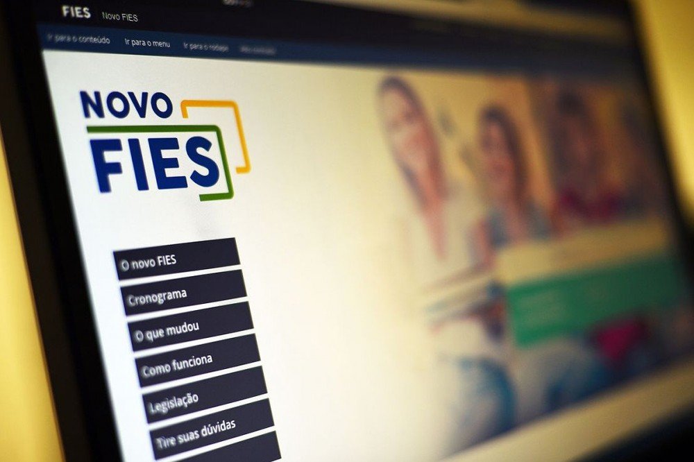 Fies: Aprovados no 2° semestre têm novo prazo até esta sexta