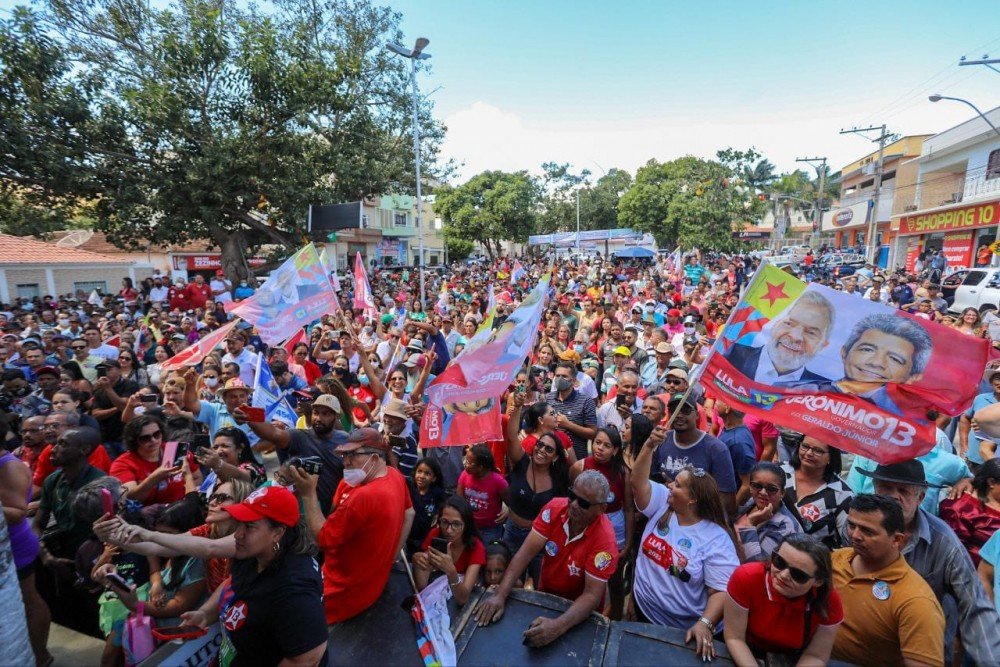 Megacarreata em Urandi confirma: 