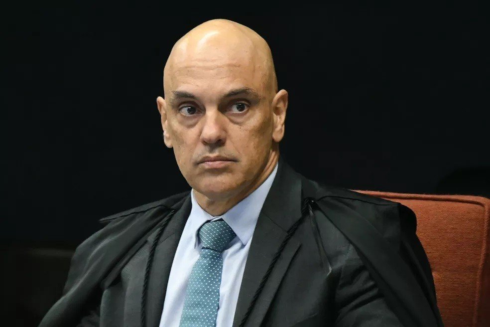 Por determinação de Moraes, PF faz busca e apreensão em endereços ligados a empresários golpistas