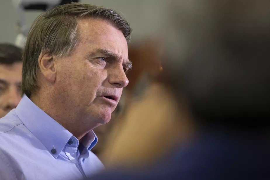 Bolsonaro quer usar ação de Moraes contra empresários como a “nova facada”