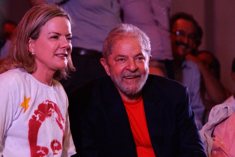 'Lula vai mostrar de novo quem é o estadista', diz Gleisi sobre entrevista no JN