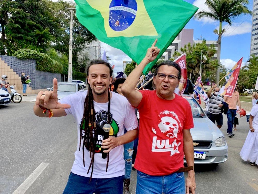 Xandó e Radiovaldo lançam dobradinha em Vitória da Conquista por renovação política na região sudoeste