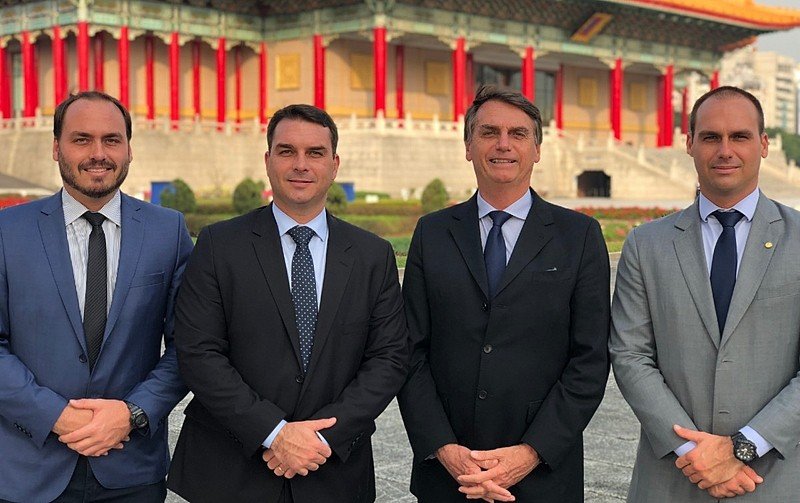 Saiba o que Bolsonaro quer esconder com os decretos de sigilo de 100 anos