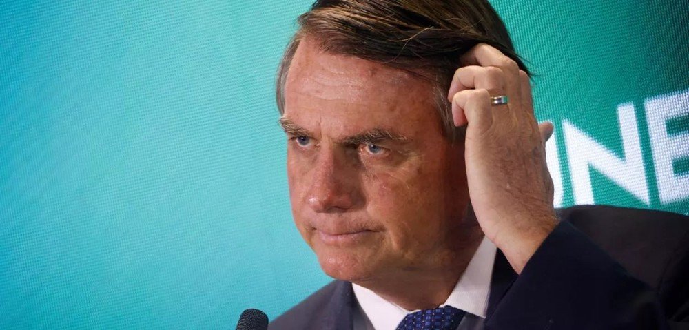 Corrupção imobiliária do clã Bolsonaro ganha destaque na imprensa internacional