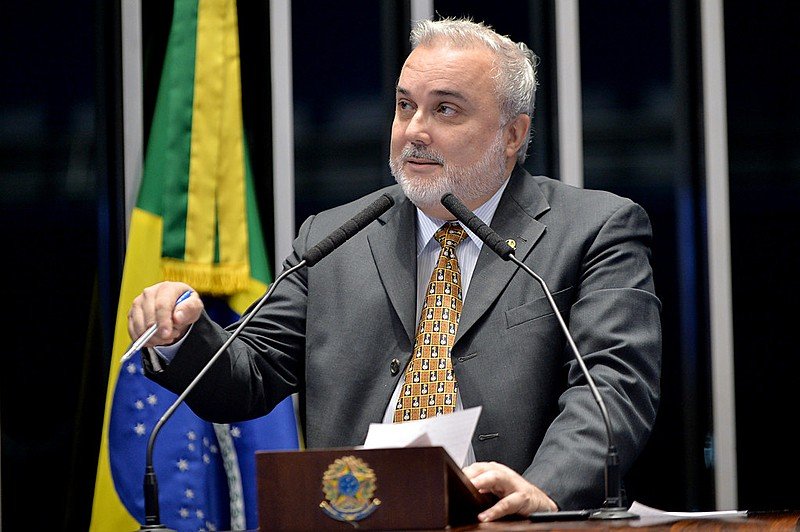 Uso eleitoral do 7 de Setembro e ataque a jornalista geram novos pedidos de impeachment