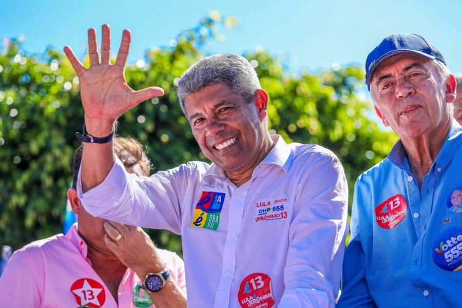 Jerônimo Rodrigues visita cidades do Sertão Produtivo