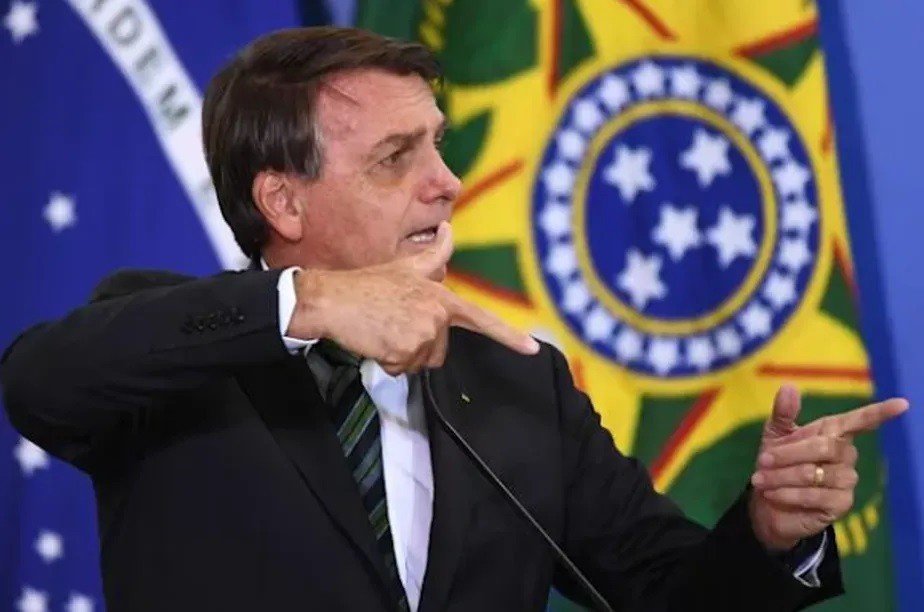 Importação de armas dispara e é a maior em 25 anos, com perspectiva de derrota de Jair Bolsonaro