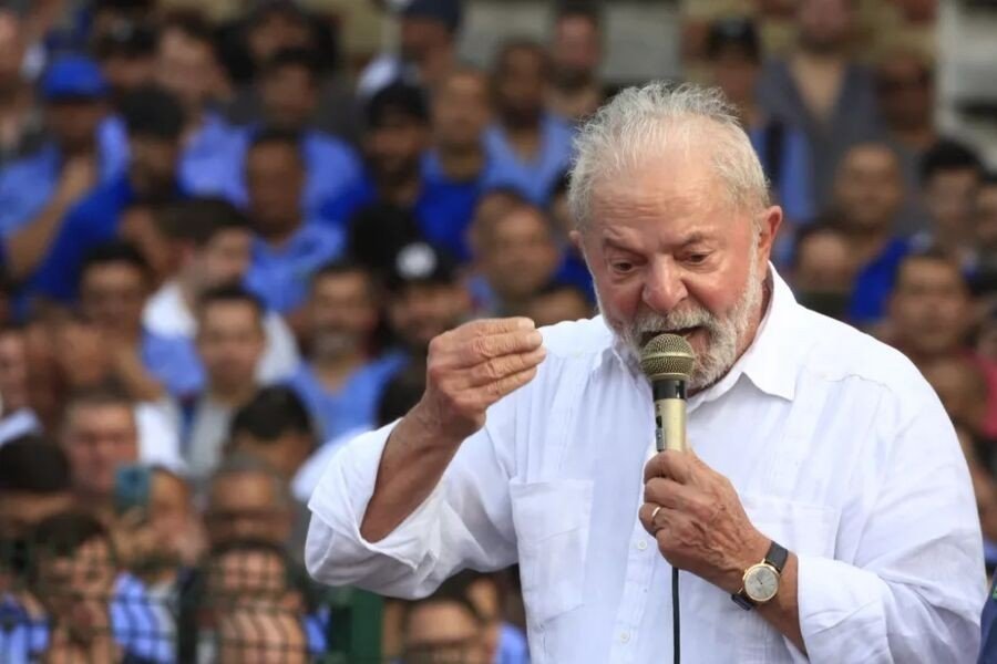 Lula promete retomar crescimento e tirar Brasil do Mapa da Fome