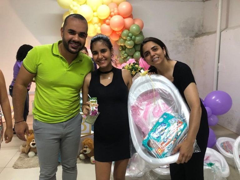 Prefeitura de Alagoinhas faz entrega de Kits Natalidade para gestantes do município