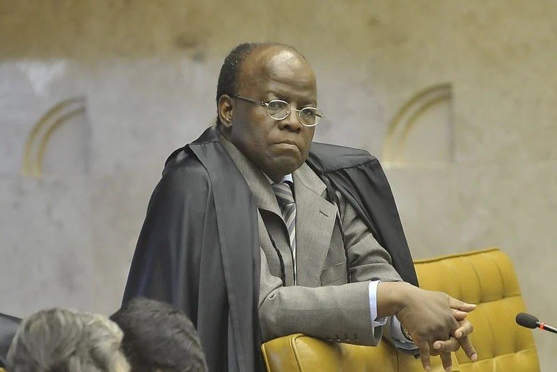 Joaquim Barbosa grava vídeo declarando apoio a Lula e criticando atual presidente