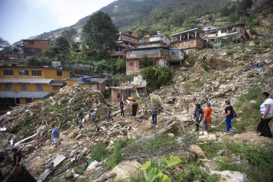 Orçamento: Governo corta 99% dos recursos para prevenção de desastres naturais