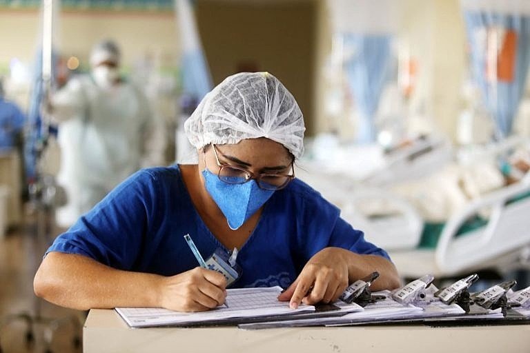 Custeio de piso da enfermagem será votado na terça (4); categoria organiza ato em Brasília