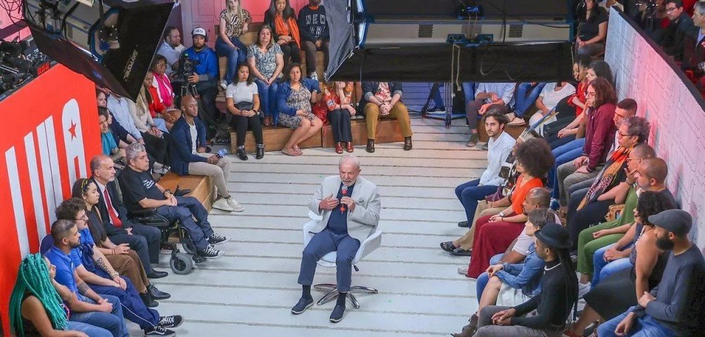 Lula promete aumento real de salário, ministério da Segurança Pública e detona Roberto Jefferson