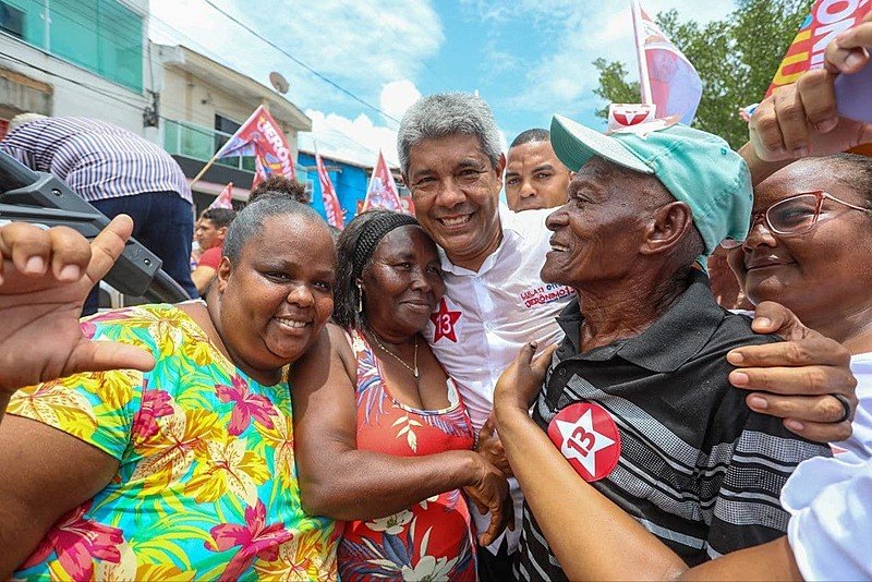 Jerônimo tende a ampliar diálogo com movimentos sociais, avalia cientista político