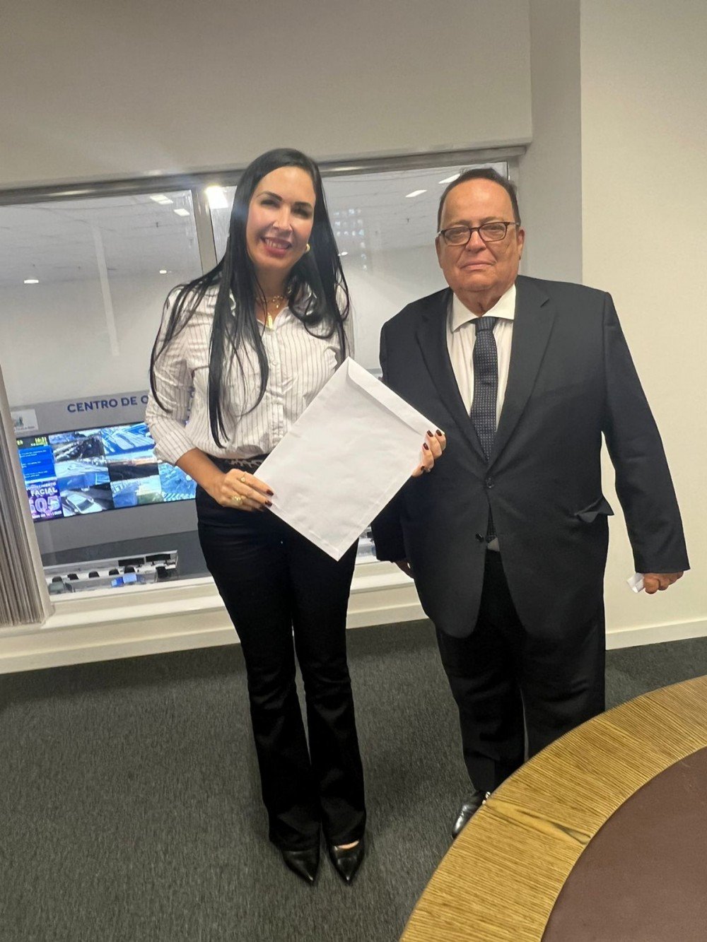 Ludmila Fiscina é recebida em audiência pelo Secretário de Segurança Pública do Estado da Bahia