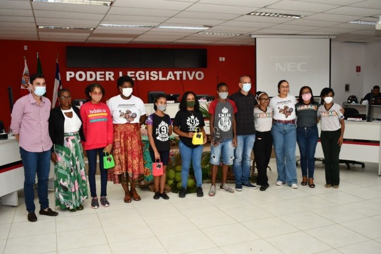 Novembro da Consciência Negra 2022 – Slam Interescolar Municipal é realizado na Câmara Municipal de Vereadores