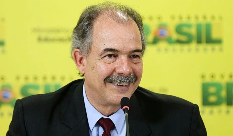 Cotado para assumir o BNDES, Mercadante é o nome ideal para liderar o processo de reindustrialização do País