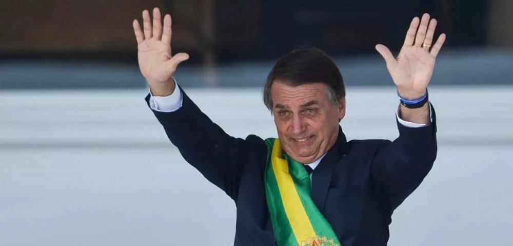Bolsonaro bate o martelo e não vai passar a faixa a Lula
