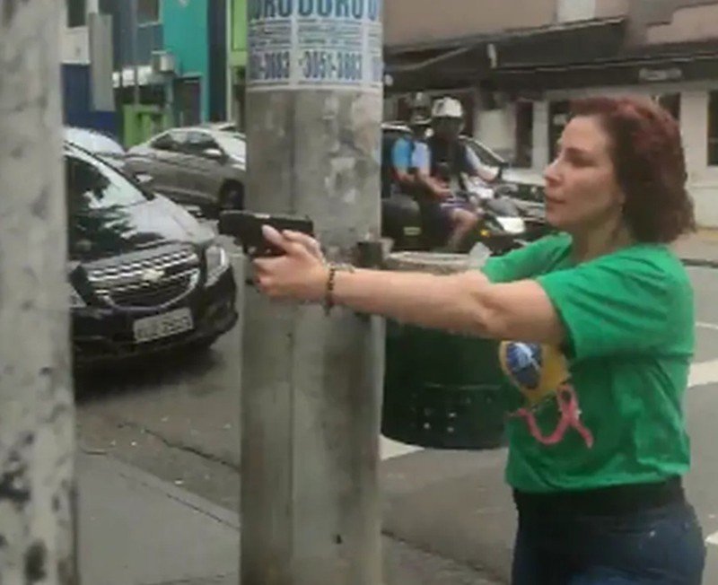 PGR pede ao STF suspensão do porte de arma de Zambelli